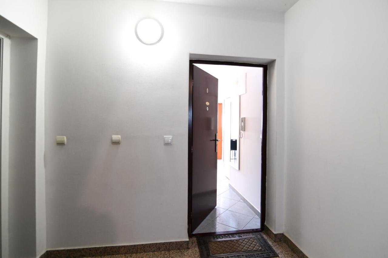 Rossy Apartment